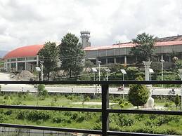 Ganapati Airport Hotel