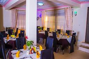 Hotel Paradise on the Nile