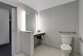 Holiday Inn Express Kingston West by IHG