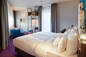 Me and All Hotel Dusseldorf Oberkassel, by Hyatt