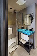 Me and All Hotel Dusseldorf Oberkassel, by Hyatt