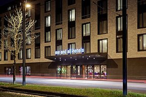 Me and All Hotel Dusseldorf Oberkassel, by Hyatt