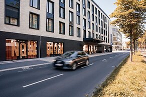 Me and All Hotel Dusseldorf Oberkassel, by Hyatt