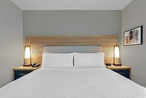 Candlewood Suites Kingston West by IHG