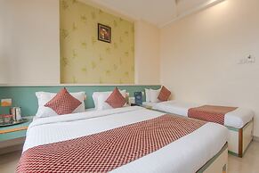 Hotel Sai Country Inn