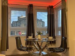 Beach Apartment - Kirkcaldy