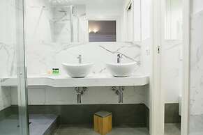 Hadrianus Temple Suites - The Venue Collection