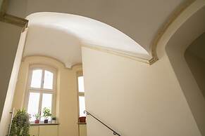 Hadrianus Temple Suites - The Venue Collection