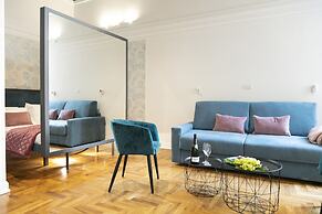 Hadrianus Temple Suites - The Venue Collection