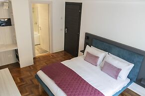 Hadrianus Temple Suites - The Venue Collection