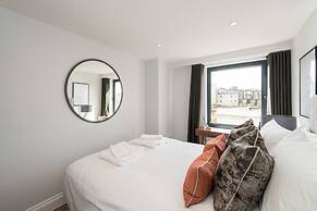 The Carlyle by Nestor