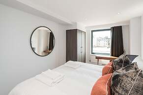 The Carlyle by Nestor