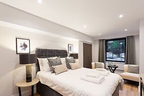 The Carlyle by Nestor