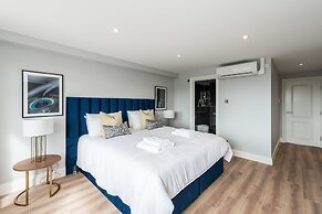 The Carlyle by Nestor