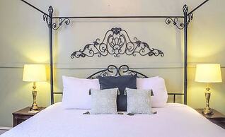 The Mansion on Royal