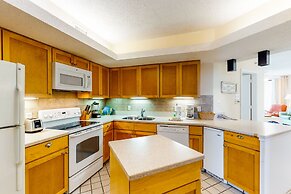 Summer House on Romar Beach