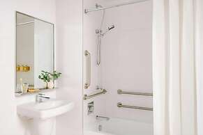 Sonder by Marriott Bonvoy One Platt Apartments Financial District