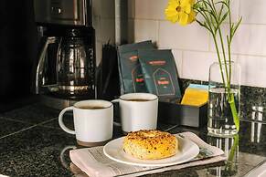 Sonder by Marriott Bonvoy One Platt Apartments Financial District