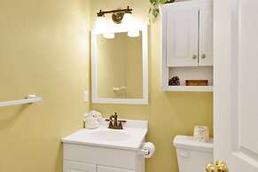 Lazy Bear Lodge #1235