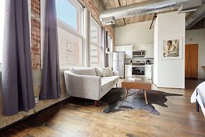 Reside Houston Dwntwn, Wyndham