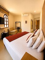 Ethnic Thematic Hotel