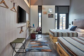 Moxy Columbus Short North