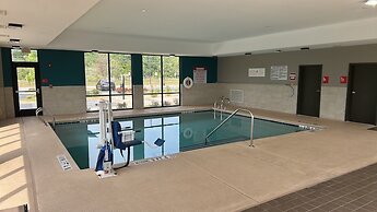 avid hotel Perry-National Fairground Area by IHG