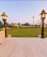 Hotel Natraj & Resort