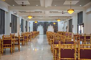 Hotel Natraj & Resort