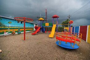 Hotel Natraj & Resort