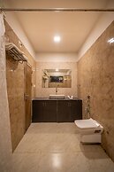 Hotel Natraj & Resort