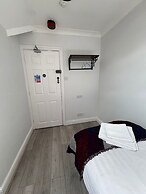 Golders Park Hotel