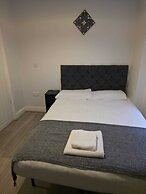 Golders Park Hotel