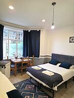 Golders Park Hotel