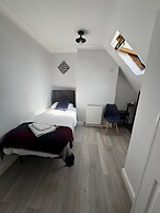 Golders Park Hotel