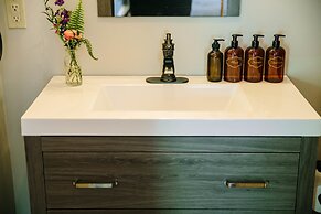 The Old Catskill Game Farm Inn