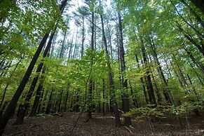 The Old Catskill Game Farm Inn