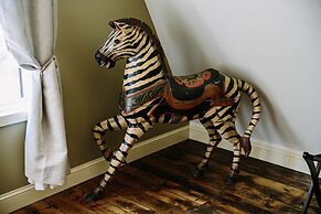 The Old Catskill Game Farm Inn