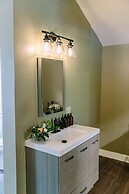 The Old Catskill Game Farm Inn