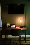 The Old Catskill Game Farm Inn