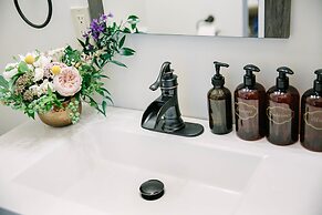 The Old Catskill Game Farm Inn