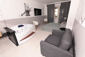 O.Effe. Global Suites at Vatican