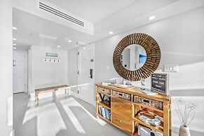 South Seas Tower 1-1212