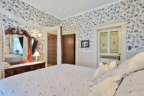 The Lancaster Manor B&B