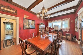 The Lancaster Manor B&B