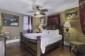 Casablanca Inn on the Bay
