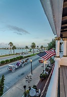 Casablanca Inn on the Bay