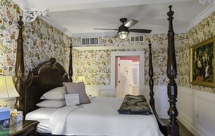 Casablanca Inn on the Bay