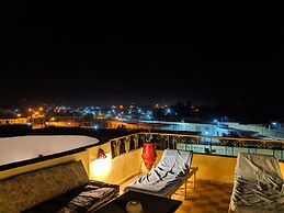 Elphardous Hotel