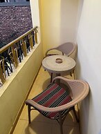 Elphardous Hotel